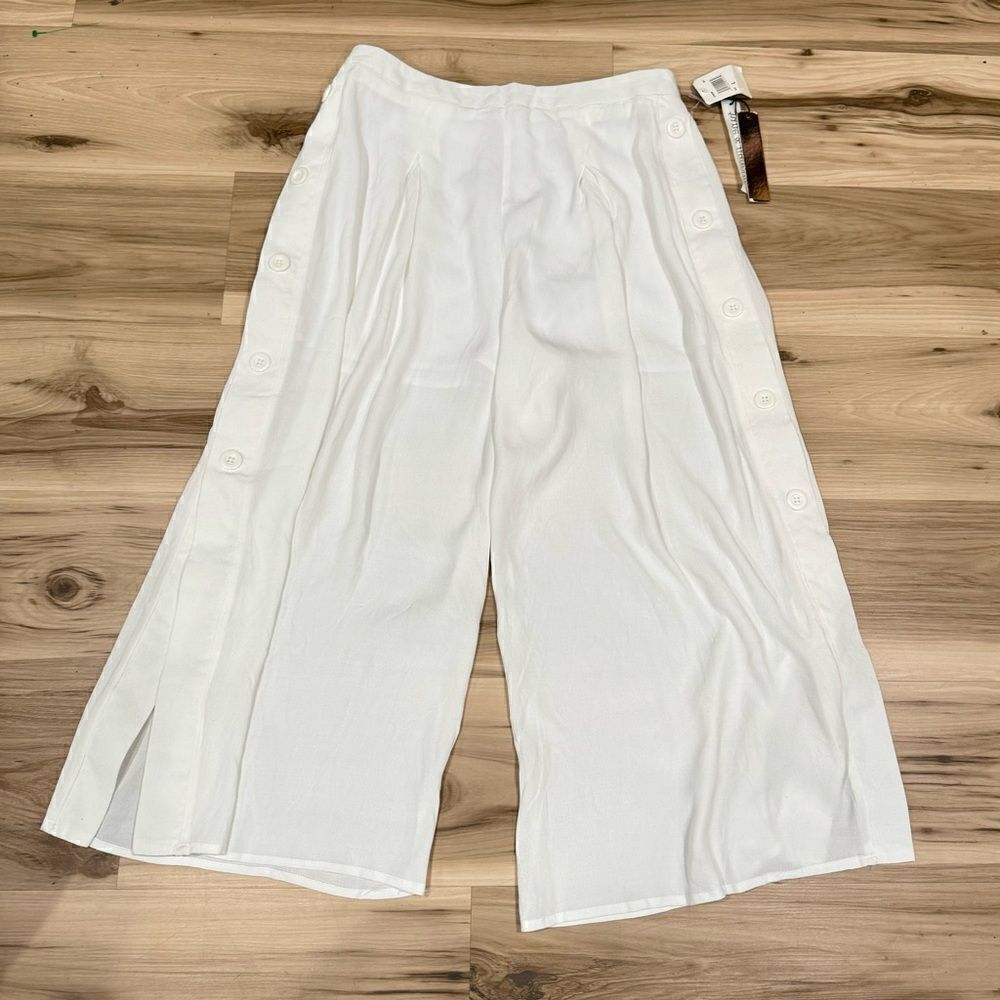 NEW June and Hudson Button Wide Leg White Lightweight Pants Women’s Large
